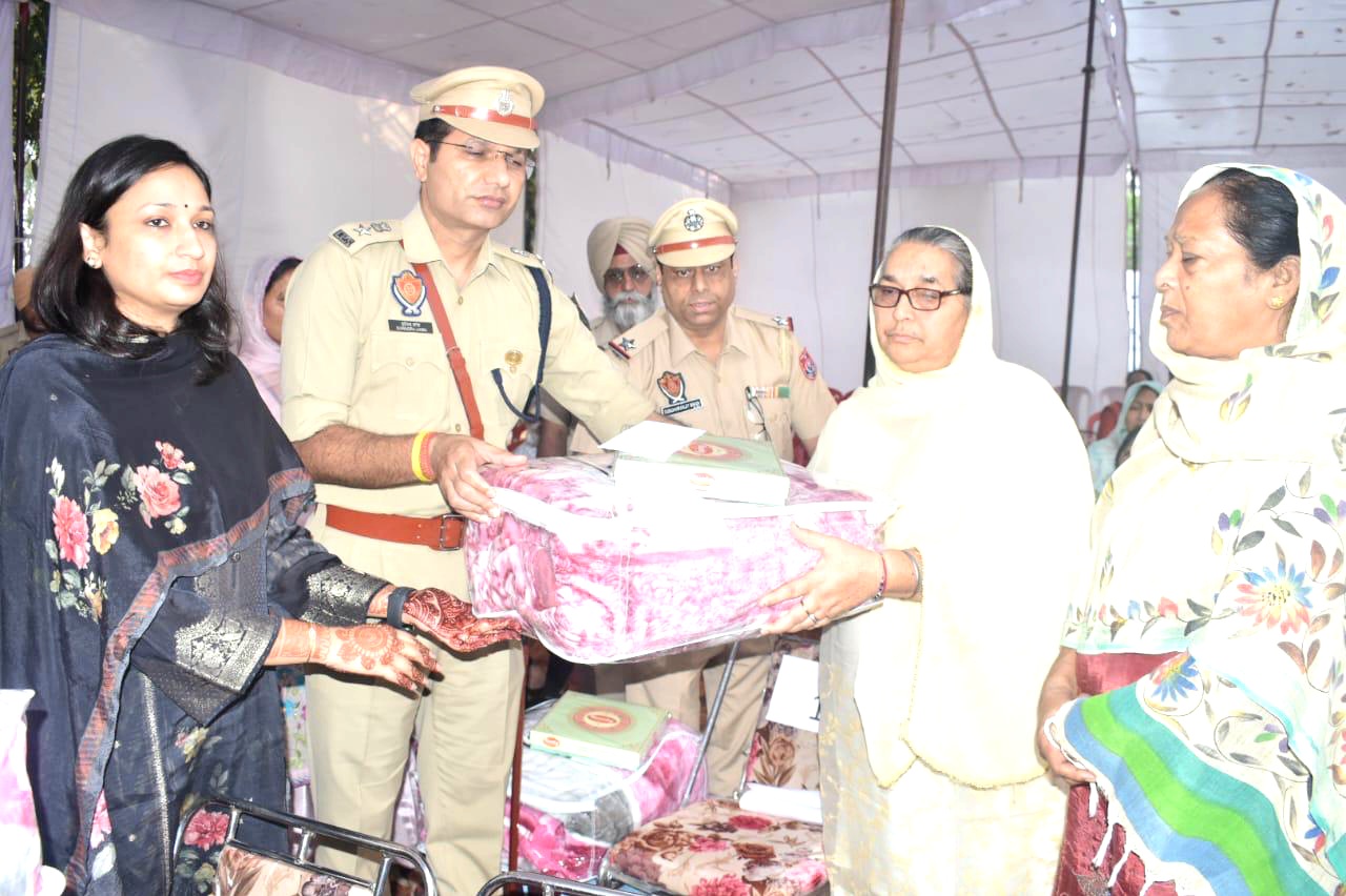 Officials including Deputy Commissioner and SSP and family members of the martyrs paid homage to the martyrs